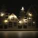 Téli LED világító fa házikó dekor / Faház dekoráció