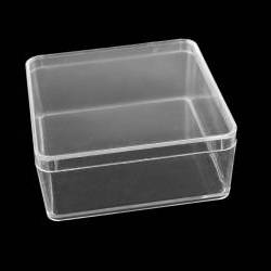 Műanyag doboz / box tetővel 9,5x9,5x4 cm
